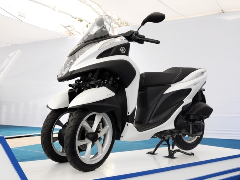 Xe ga 3 bánh độc đáo của Yamaha đã đến Hà Nội